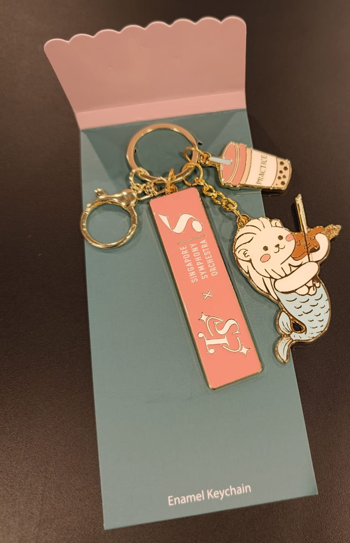 Twoset X SSO Keychain (PINK)